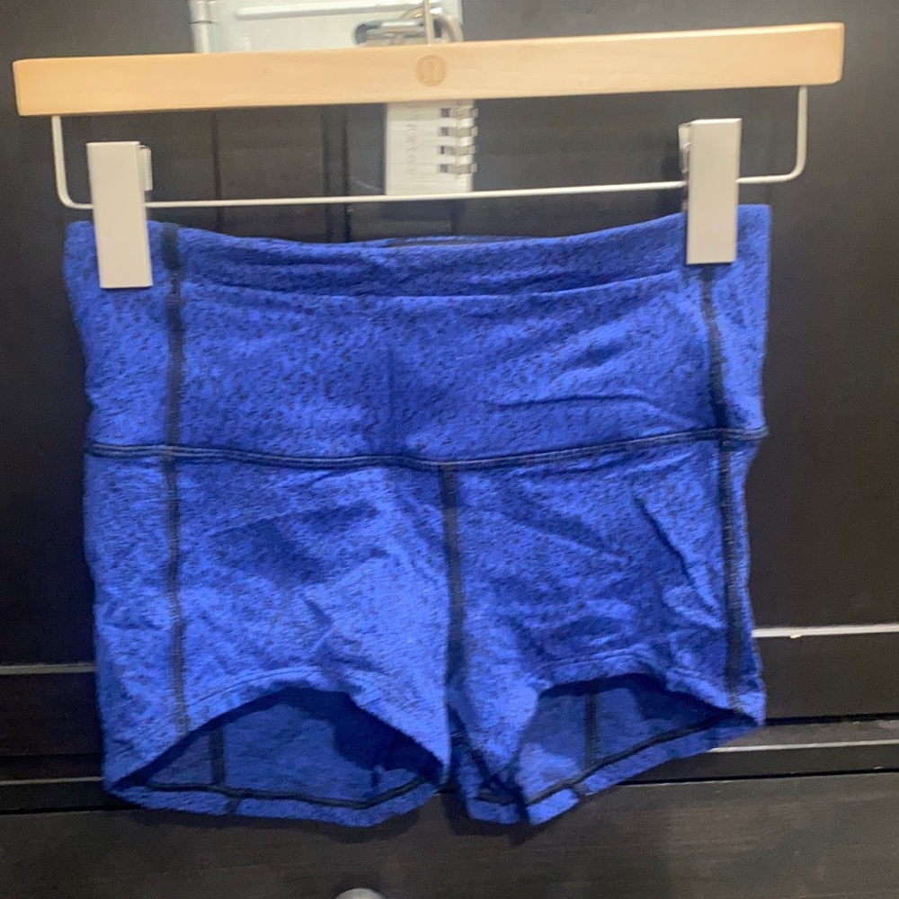 Lulu booty shorts, size 4